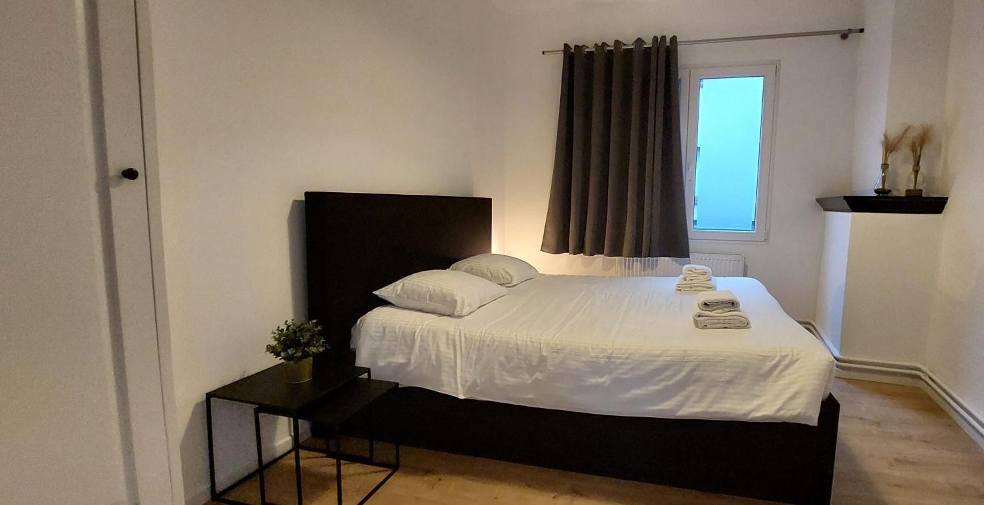 The View - Spacious 2 Bdr Appt In With View أنتويرب المظهر الخارجي الصورة